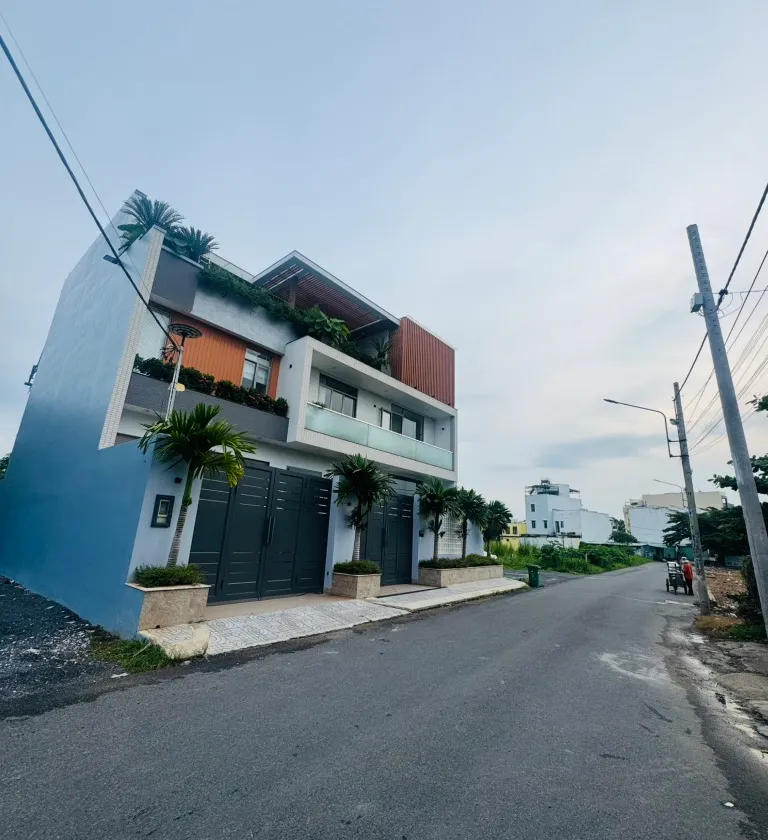 Bán nhà mặt phố 350m2 mặt tiền rộng tại khu vực trung tâm kinh doanh... Bán nhà mặt phố tại Tân Tạo, Hồ Chí Minh 01