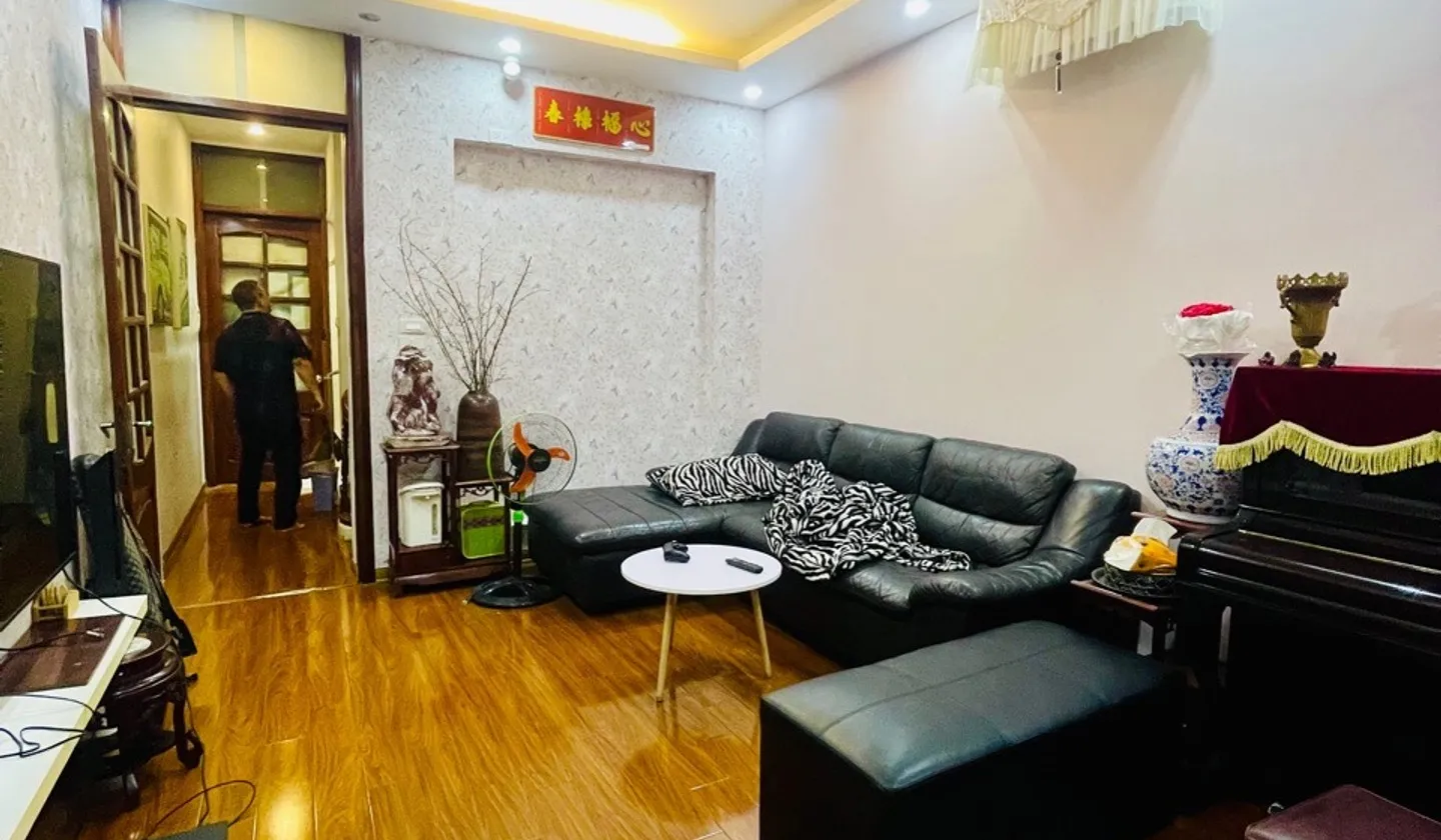 Nhà 5 tầng 36m2, ô tô đỗ cửa, Kim Ngưu giá hợp lý... Bán nhà riêng tại Vĩnh Tuy, Hà Nội 01
