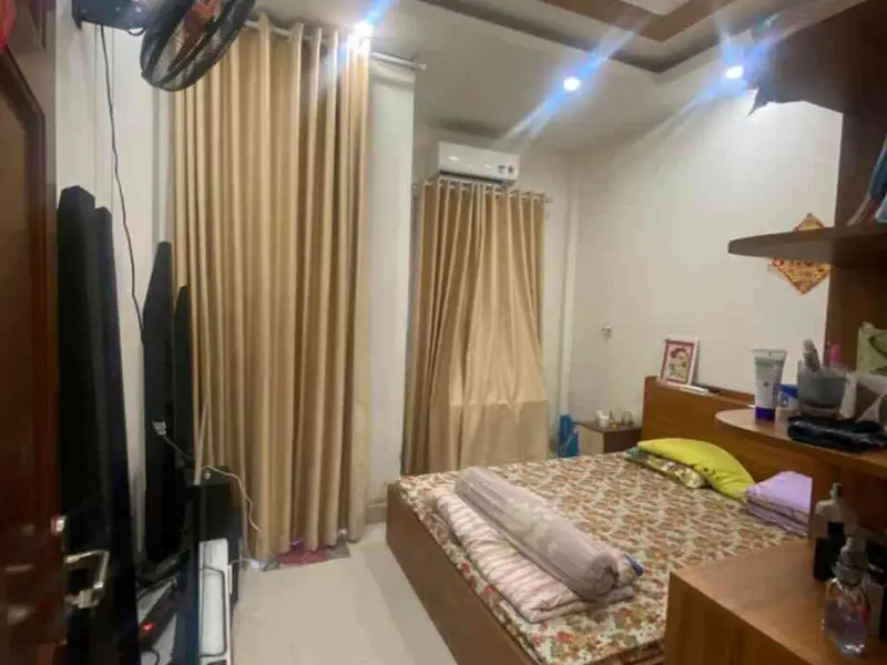 Bán nhà 4 tầng 4PN tại Quận 8, giá chỉ 5.73 tỷ... Bán nhà riêng tại Phú Định, Hồ Chí Minh 01