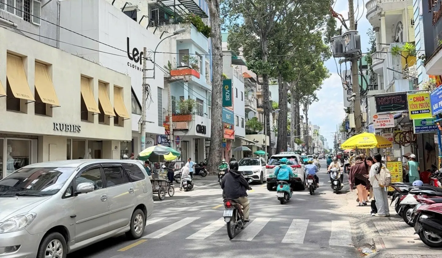 Nhà mặt tiền sầm uất quận 3 – 7 phòng ngủ, kinh doanh cực đỉnh... Bán nhà mặt phố tại Nhiêu Lộc, Hồ Chí Minh 01