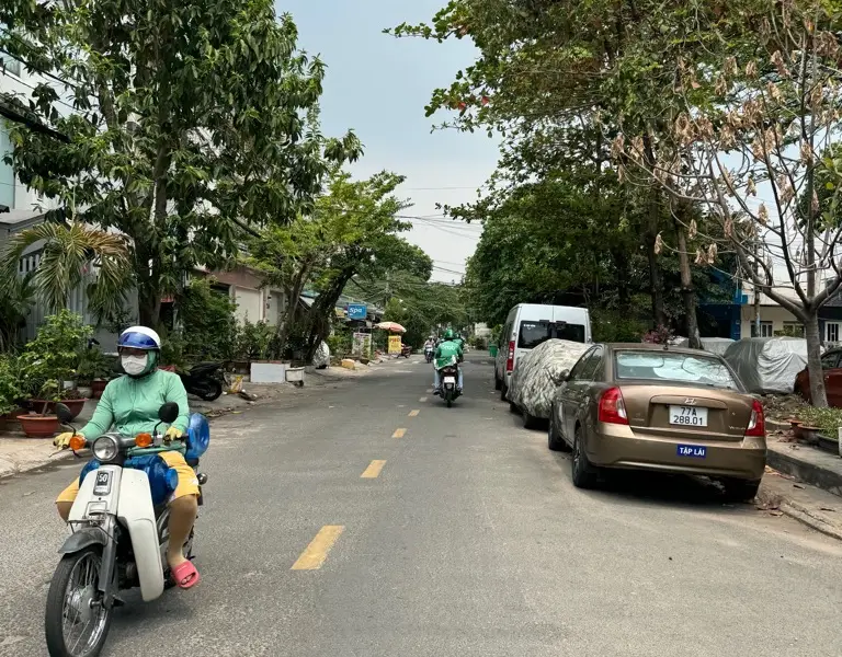 💰 29.5 TỶ | NGAY BIG C TRƯỜNG CHINH – TÂN PHÚ
📐 360m² – lô góc, nở hậu | 3 tầng | gần 30 phòng, v... Bán nhà riêng tại Tây Thạnh, Hồ Chí Minh 01
