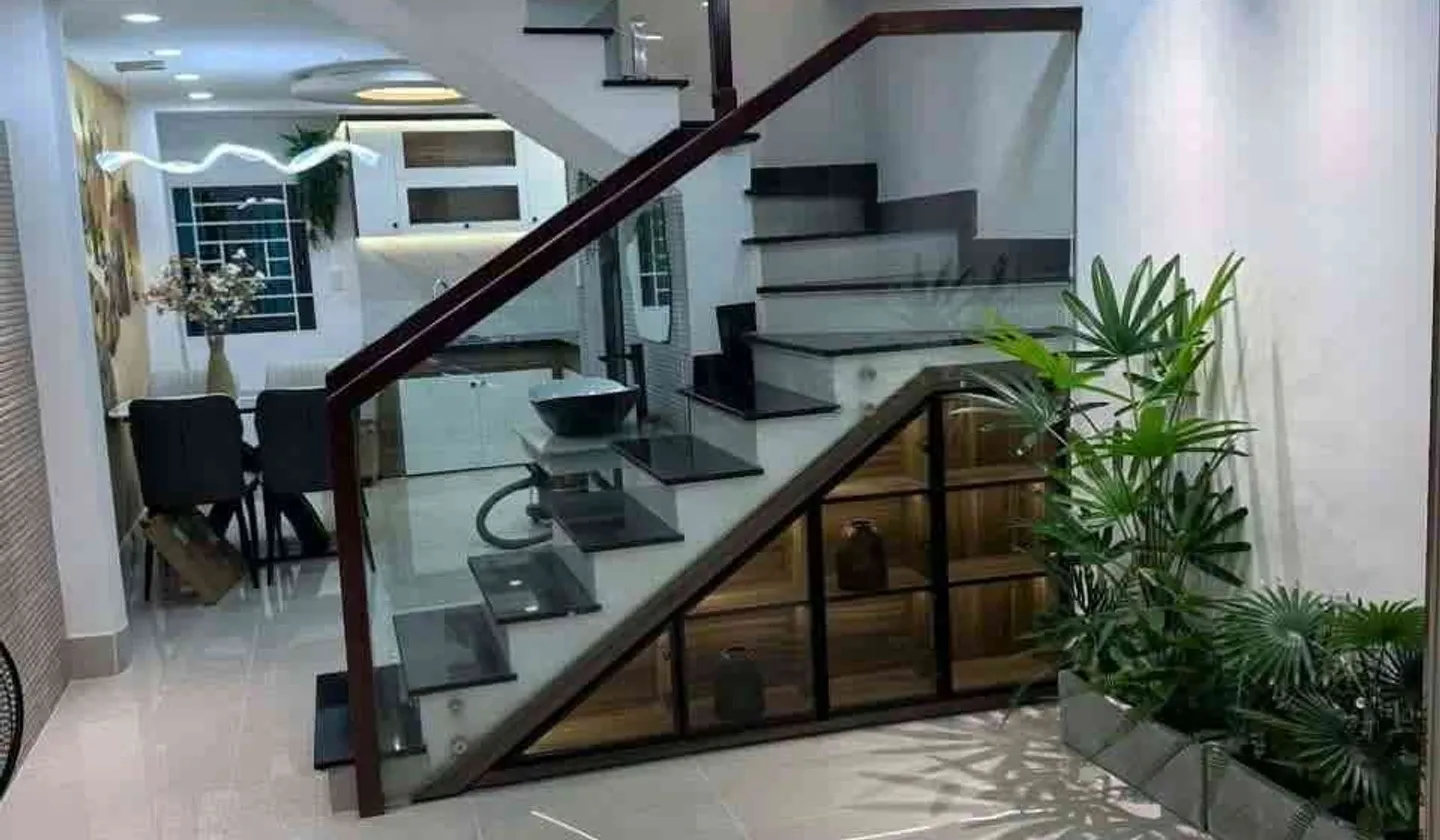 Bán nhà phố 3 tầng 3 phòng ngủ với 2 mặt tiền hẻm ô tô tại Thông Tây Hội, giá hợp lý... Bán nhà mặt phố tại Thông Tây Hội, Hồ Chí Minh 01