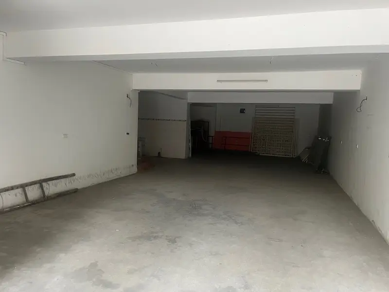 🚘 GARA TẦNG HẦM SIÊU RỘNG: Sức chứa từ 6–7 chiếc ô tô, thoải mái đỗ xe.... Bán nhà mặt phố tại Ninh Xá, Bắc Ninh 01