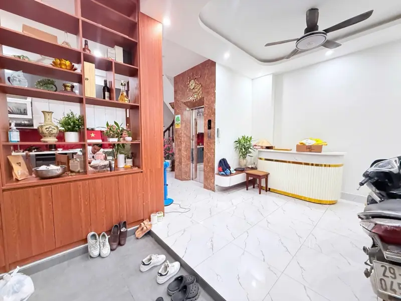 Nhà riêng 4 tầng kiên cố tại Đội Cấn, trung tâm quận Ba Đình, thang máy tiện lợi... Bán nhà riêng tại Ngọc Hà, Hà Nội 01
