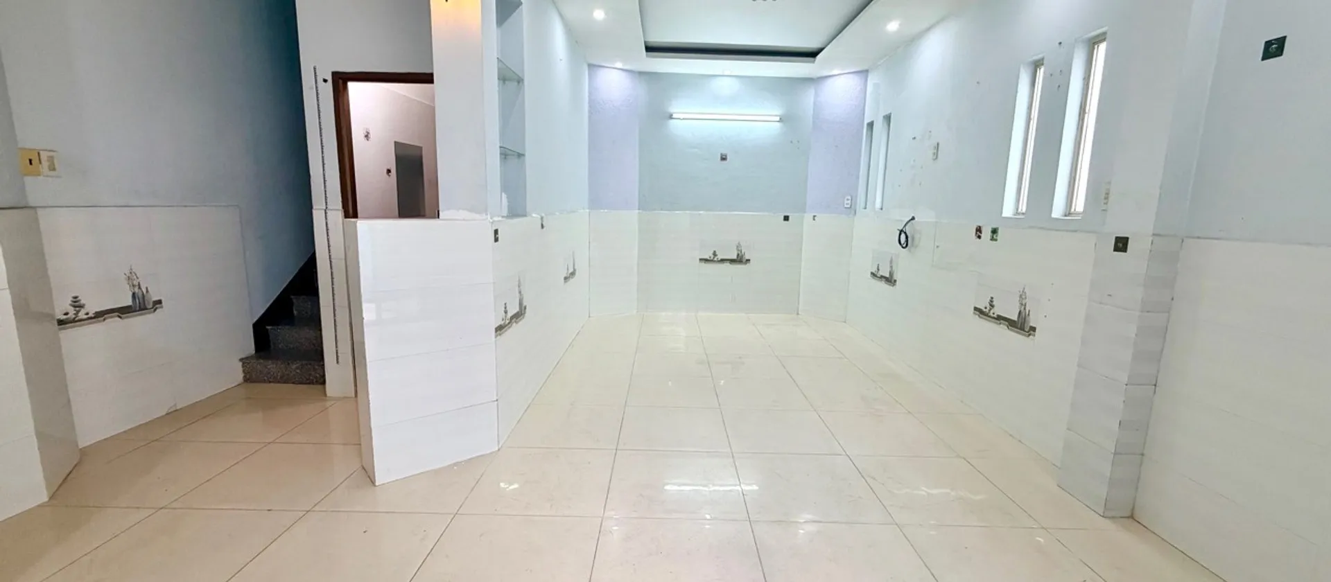 - P 1 GÒ VẤP - HẺM ÔTÔ NHÀ 3 TẦNG (4x10) - 2PN, 1P MASSTER, 3WC - GIÁ 4,8 TỶ - T.L
- SỔ HỒNG RIÊNG... Bán nhà riêng tại Hạnh Thông, Hồ Chí Minh 01
