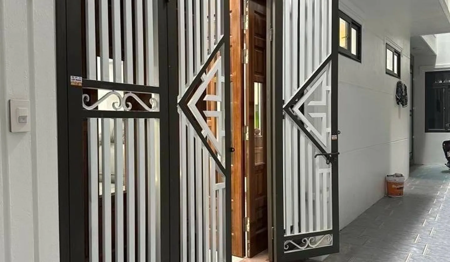 Bán nhà 4T, 5pn, 41m2, giá hạt rẻ 9.5 tỷ tại Đại Từ, Hoàng Mai, chủ giảm 200tr, mặt tiền quyền lực... Bán nhà riêng tại Định Công, Hà Nội 01