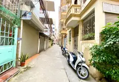 Bán nhà riêng 3 tầng 59m2 tại phường Cầu Giấy, Hà Nội... Bán nhà riêng tại Cầu Giấy, Hà Nội 02
