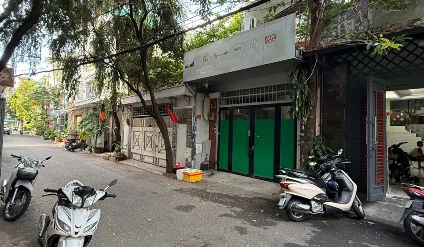 Nhà đẹp Gò Dầu, xe hơi tránh, giá tốt chỉ 9.6 tỷ... Bán nhà riêng tại Phú Thọ Hòa, Hồ Chí Minh 01