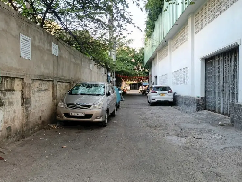 Chỉ 5.tí Hẻm xe hơi ngay H.V Cán bộ P.12 - 50m2 ngang 4.5 Gần mặt tiền.... Bán đất tại Bình Lợi Trung, Hồ Chí Minh 01