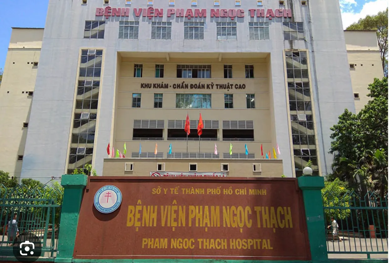B.án Nh.à Q.10 - gần BV Phạm Ngọc Thạch - 4 MẶT THOÁNG - Ngang 14M - HẺM 9M - SÂN ĐẬU XE Ô TÔ - 3 t... Bán nhà riêng tại An Đông, Hồ Chí Minh 01