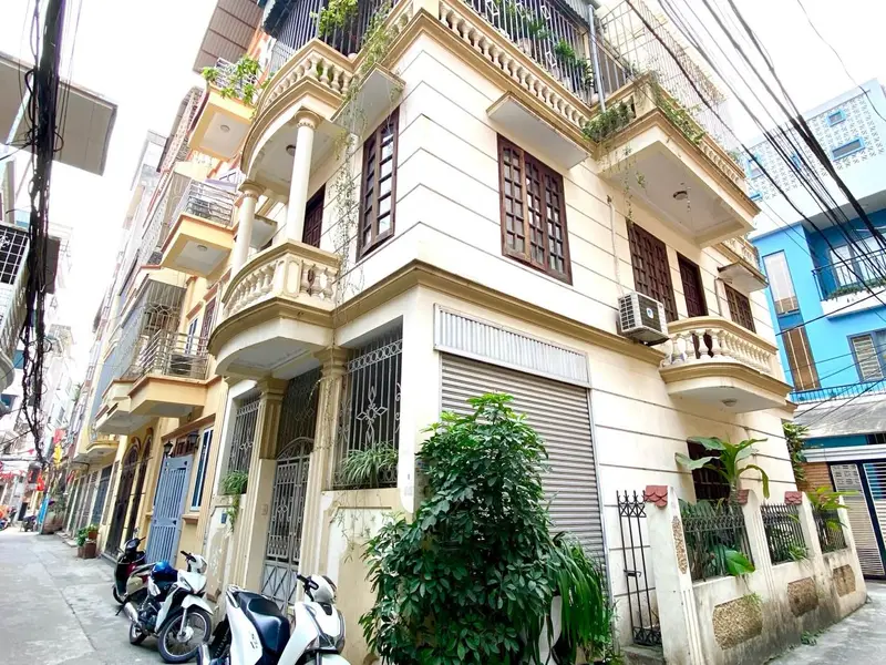 Nhà góc lô sang trọng tại Phường Cầu Giấy, Hà Nội... Bán nhà riêng tại Cầu Giấy, Hà Nội 01
