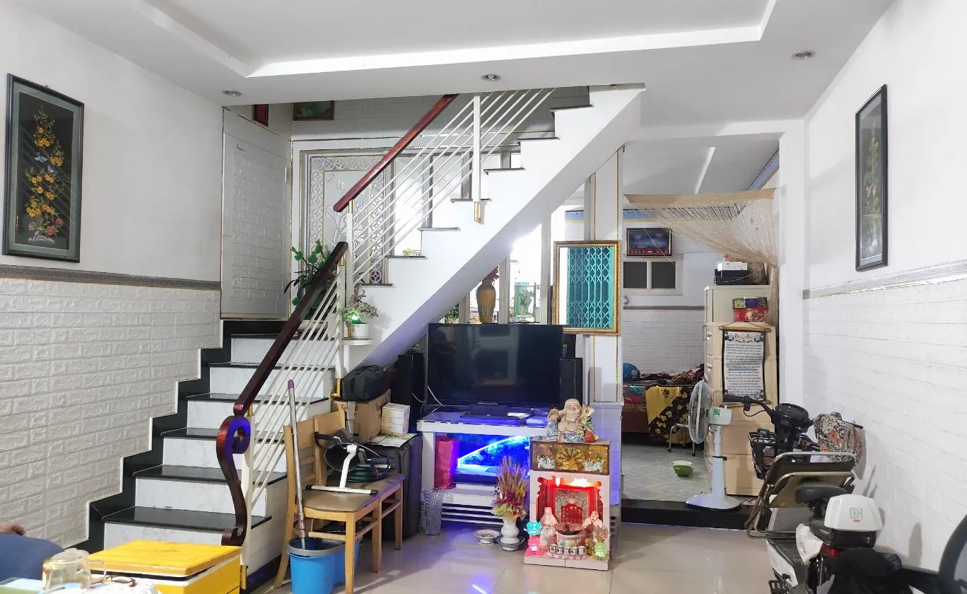 🔥 NHÀ 2 TẦNG – LIÊN KHU 5-6 – BHHB – GIÁ 4,7 TỶ 🔥
🏡 DT: 4 x 12m – Nhà 1 trệt 1 lầu
🛏️ 2 phòng... Bán owner_side tại Bình Tân, Hồ Chí Minh 01