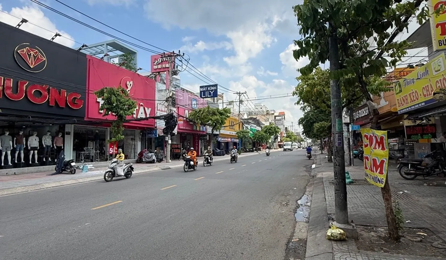 Bán nhà mặt phố quận 12, diện tích 485m², mặt tiền 11m, pháp lý rõ ràng... Bán nhà mặt phố tại Trung Mỹ Tây, Hồ Chí Minh 01