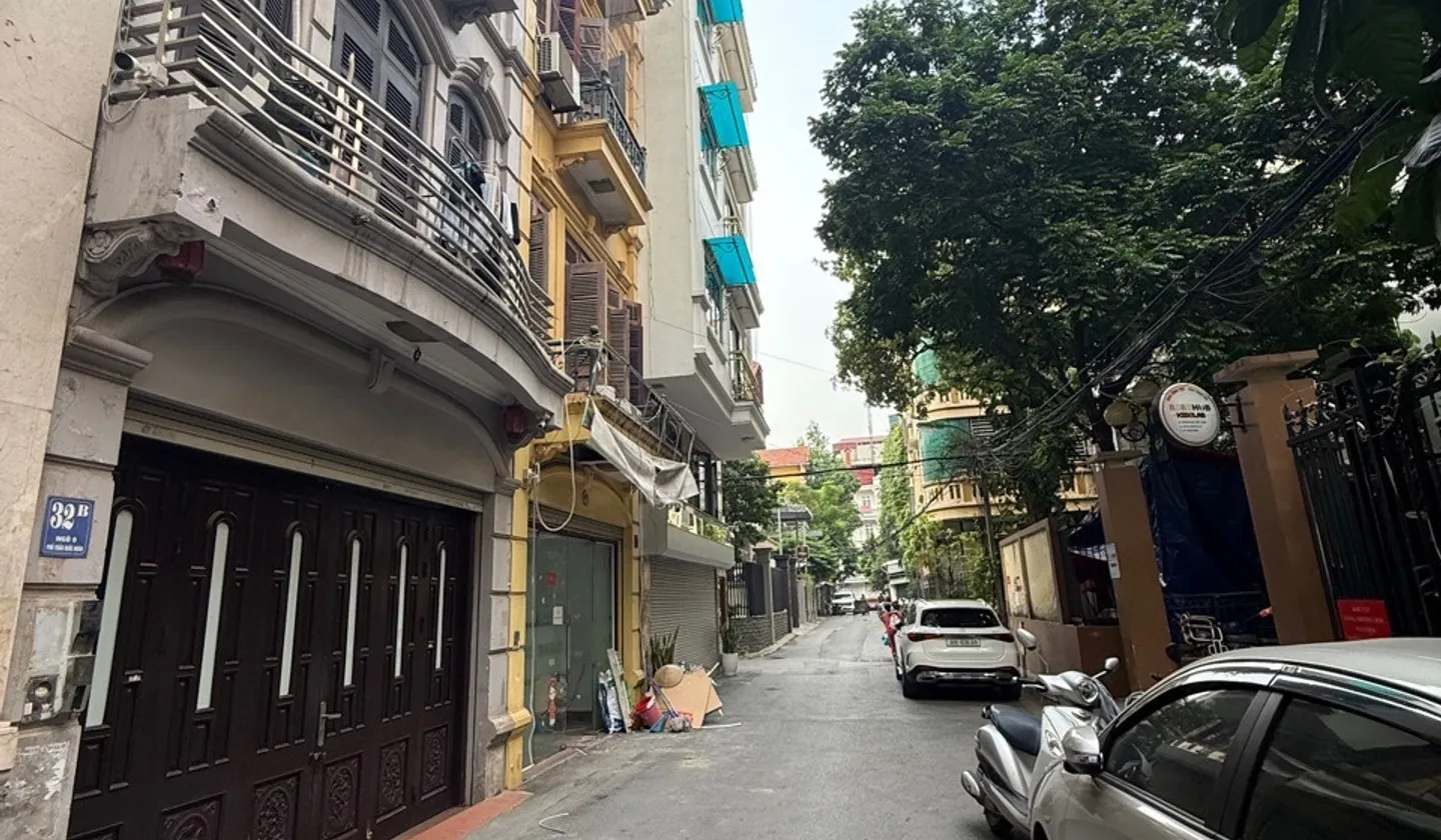 Nhà Phân Lô Cao Cấp Phường Cầu Giấy – Không Gian Sống Đẳng Cấp Với Dòng Tiền Ấn Tượng... Bán nhà riêng tại Cầu Giấy, Hà Nội 01