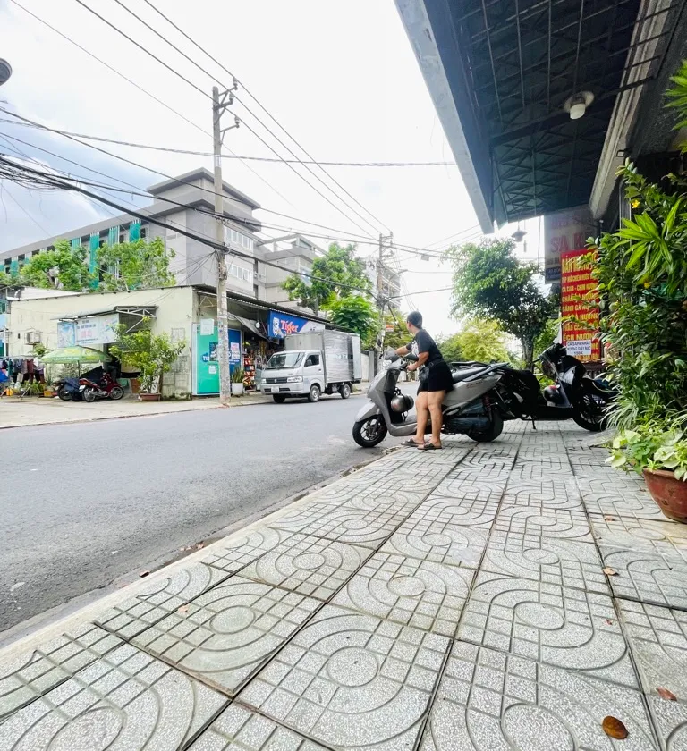 Bán nhà mặt phố 5 tầng mặt tiền 11m tại phường Đông Hưng Thuận quận 12... Bán nhà mặt phố tại Đông Hưng Thuận, Hồ Chí Minh 01