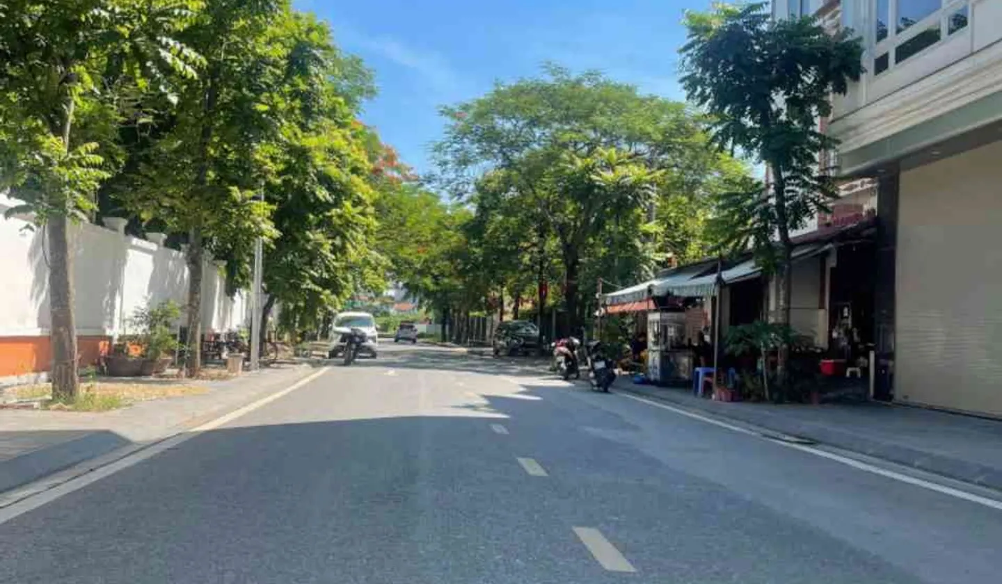 Cơ hội sở hữu văn phòng 7 tầng vị trí vàng ngay Long Biên... Bán văn phòng tại Long Biên, Hà Nội 01
