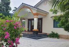 Villa sang trọng sân vườn rộng tại Củ Chi – Không gian nghỉ dưỡng lý tưởng... Bán nhà mặt phố tại Nhuận Đức, Hồ Chí Minh 01