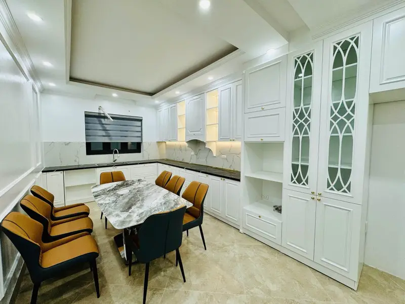 Nhà 5 tầng đẹp Giáp Bát, ô tô đỗ, tiện kinh doanh... Bán nhà riêng tại Tương Mai, Hà Nội 01