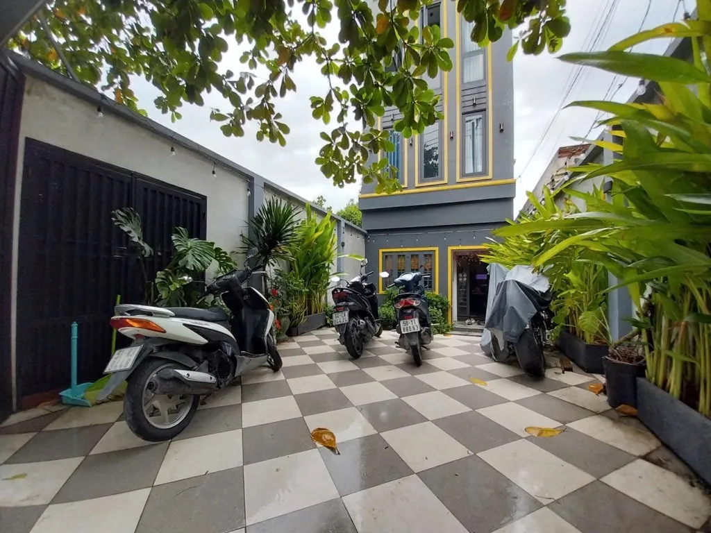 Bán nhà mặt phố 5 tầng diện tích 538m2 tại khu vực kinh doanh sầm uất... Bán nhà mặt phố tại Đông Thạnh, Hồ Chí Minh 01
