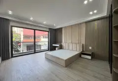 Nhà sang Long Biên, thang máy, ô tô đỗ cửa, giá tốt... Bán nhà riêng tại Long Biên, Hà Nội 06