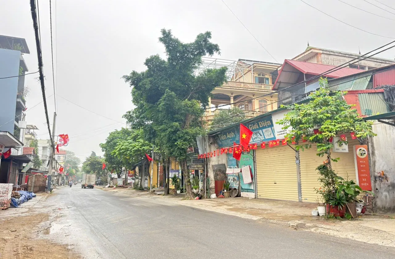 🌺 NỞ HẬU - ĐƯỜNG THÔNG OTO VÀO ĐẤT - CÁCH TRỤC CHÍNH KINH DOANH 40M - CÁCH QUỐC LỘ 23B 200M 🌺
 C... Bán owner_side tại Phúc Thịnh, Hà Nội 01