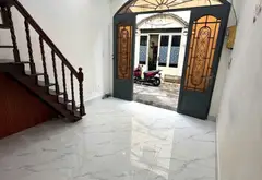 Nằm trong hẻm một sẹc rộng, cách mặt tiền đường lớn chỉ hơn 100m, căn nhà sở hữu vị trí cực kỳ thuậ... Bán nhà riêng tại Chợ Quán, Hồ Chí Minh 04