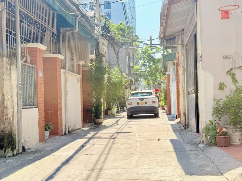 Bán nhà riêng 4 tầng tại Lý Sơn, diện tích 55.5m², ô tô vào nhà, không gian thoáng đãng... Bán nhà riêng tại Bồ Đề, Hà Nội 01
