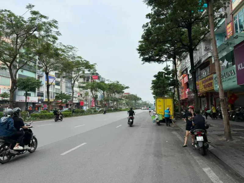 Bán nhà mặt phố Xã Đàn 6 tầng diện tích 79.4m², phù hợp kinh doanh và đầu tư... Bán nhà mặt phố tại Đống Đa, Hà Nội 01