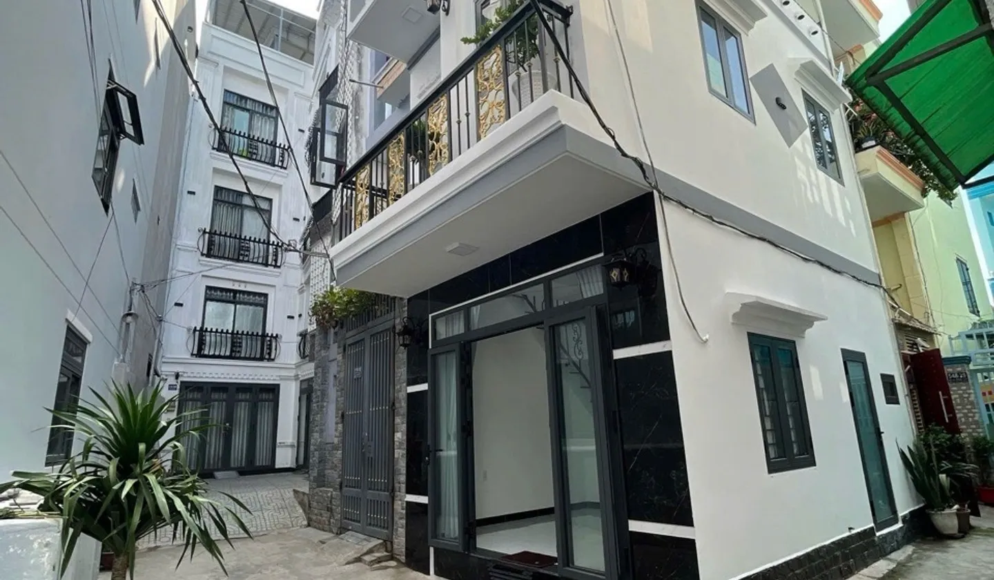 Bán nhà 2 tầng lô góc, 2 mặt thoáng Dương Quảng Hàm, Gò Vấp... Bán nhà riêng tại An Nhơn, Hồ Chí Minh 01