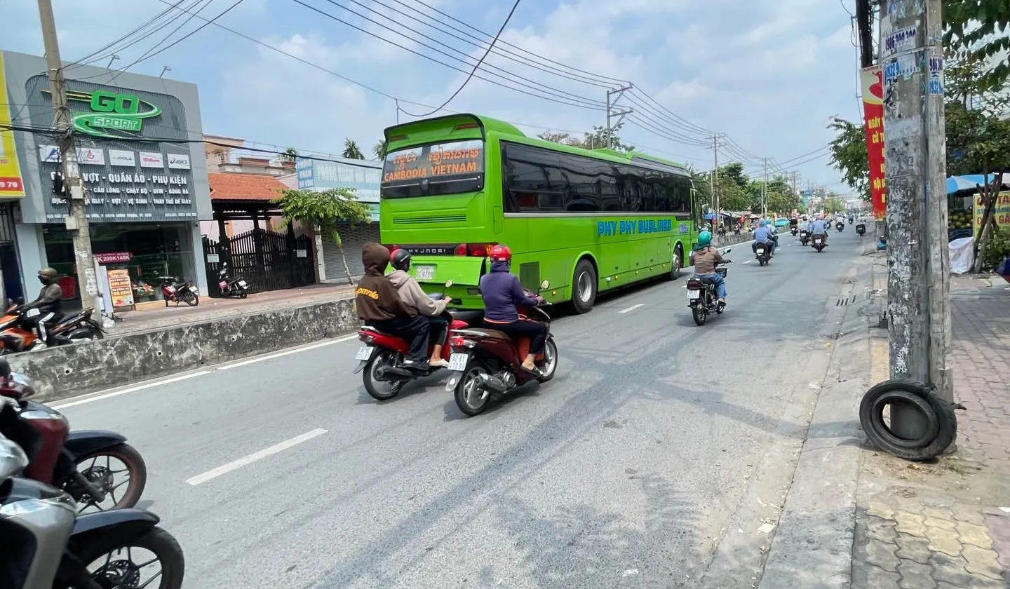 Bán nhà mặt tiền đường Phan Văn Hớn - 101m2 - ngang hơn 4m - 20 tỷ TL... Bán nhà mặt phố tại Đông Hưng Thuận, Hồ Chí Minh 01