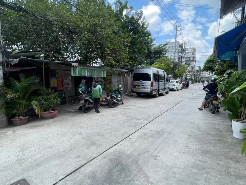 Bán nhà Hương Lộ 2, ngã tư 4 xã, diện tích 61m²( 5 x 12), tiện xây mới 5 tầng theo nhu cầu. Chỉ 4.x... Bán nhà riêng tại Bình Trị Đông, Hồ Chí Minh 01