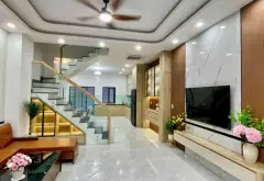 nhà gần mặt tiền đường Lò Lu mặt phố 3 tầng gần vin, diện tích 80m2, giá 8,2 tỷ đồng... Bán nhà mặt phố tại Long Phước, Hồ Chí Minh 02