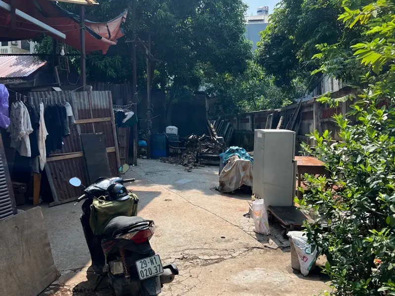 Bán nhà riêng tại phường Ngọc Lâm, diện tích 52.8m2, vị trí gần phố Nguyễn Văn Cừ sầm uất... Bán nhà riêng tại Bồ Đề, Hà Nội 01