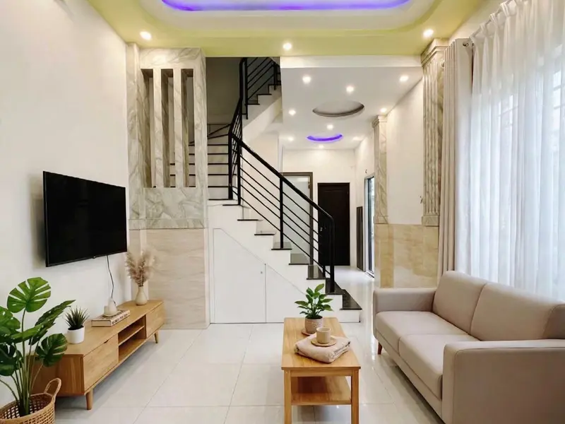NGAY CẨU KÊNH TẺ - 4 TẦNG - NHỈNH 6 TỶ - TẶNG FULL NỘI THẤT - SỔ VUÔNG ĐẸP... Bán nhà riêng tại Khánh Hội, Hồ Chí Minh 01