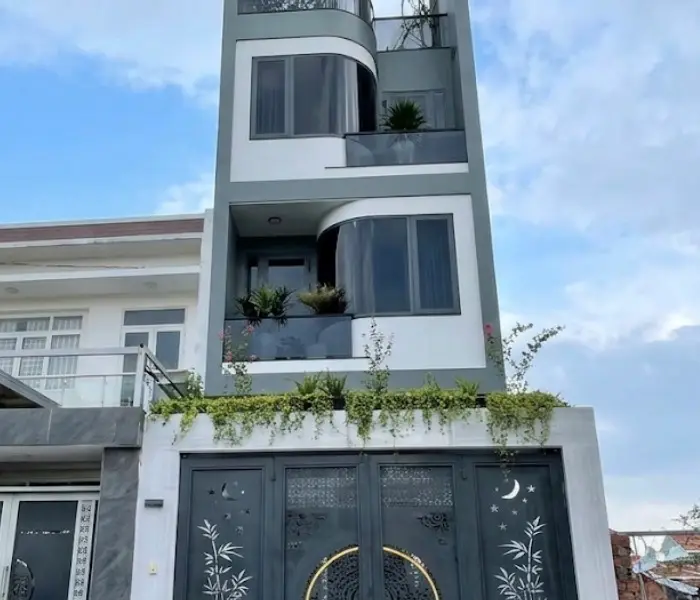 Nhà mặt phố 4 tầng phường Dĩ An, diện tích 91m2, phù hợp kinh doanh... Bán nhà mặt phố tại Dĩ An, Hồ Chí Minh 01