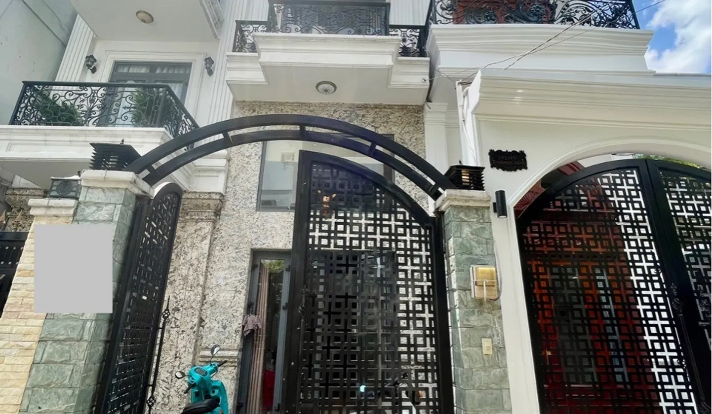Nhà 5 tầng rộng rãi giữa lòng Tân Bình, sầm uất và tiện nghi... Bán nhà riêng tại Tân Bình, Hồ Chí Minh 01