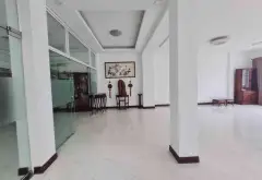 Chính chủ gửi bán.
 Do chủ có tuổi con cái đã trưởng thành định cư nước ngoài, nhà rộng quá ko có n... Bán biệt thự, liền kề tại Hòa Hưng, Hồ Chí Minh 17