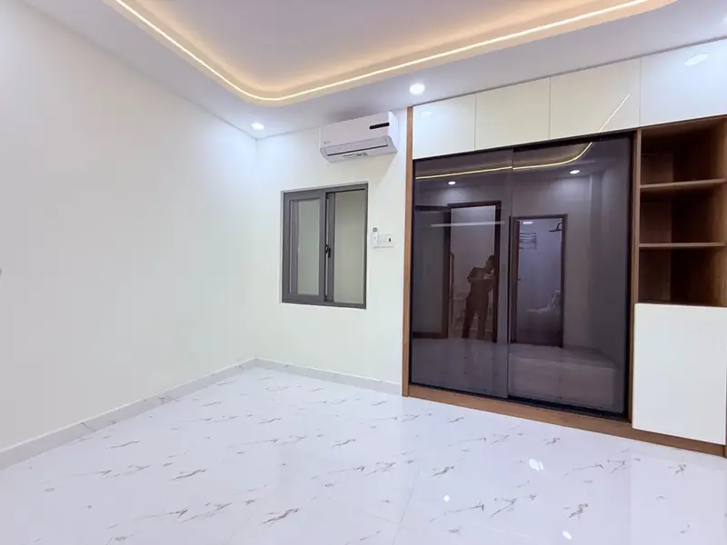 🚨 SIÊU PHẨM NHÀ LIỀN KỀ – 4 TẦNG – HẺM XE HƠI HÌNH BÀN CỜ 🚨
💰 Giá chỉ: 7,45 TỶ... Bán nhà riêng tại Tân Sơn, Hồ Chí Minh 01