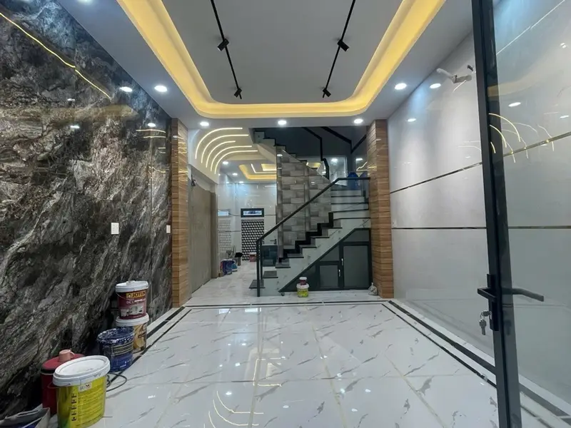 Cơ hội hiếm có: Nhà 4 tầng đang hoàn công, giá giảm sốc tại Lê Văn Quới... Bán nhà riêng tại Bình Trị Đông, Hồ Chí Minh 01