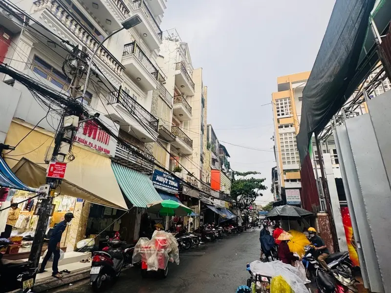 Bán nhà 5 tầng mặt phố gần chợ vải Tân Bình, dòng tiền 125 triệu/tháng... Bán nhà mặt phố tại Tân Hòa, Hồ Chí Minh 01