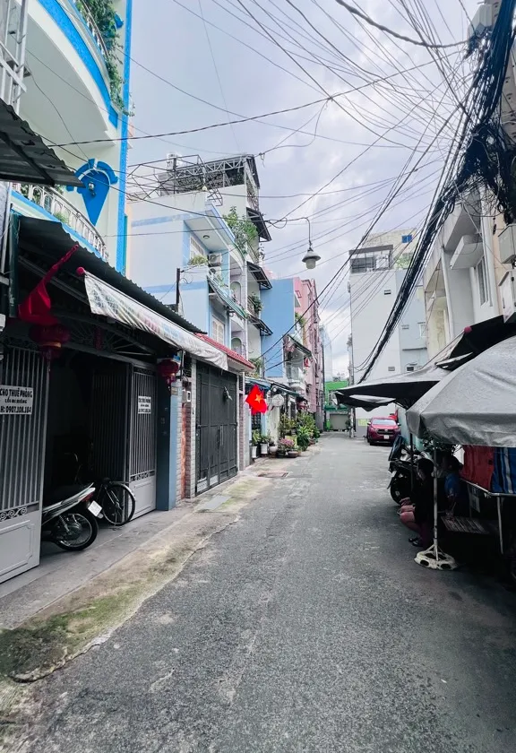 Nhà phố 4 tầng sang trọng tại Tân Bình với tiềm năng kinh doanh đắt giá... Bán nhà mặt phố tại Tân Sơn Nhất, Hồ Chí Minh 01