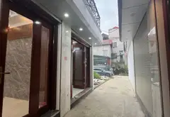 Mô tả:
Nhà thiết kế 4,5 tầng có tum hoàn thiện

T1. Phòng khách bếp wc
T2. T3. T4 phòng ngủ wc
T... Bán nhà riêng tại Long Biên, Hà Nội 16