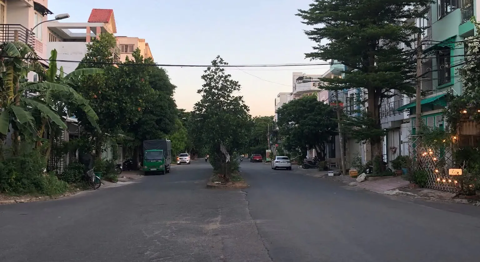 🎯 HÀNG HIẾM -ĐẤT LÔ GÓC ĐẸP- 100M2 (5X20M)-FULL THỔ CƯ -MẶT TIỀN ĐƯỜNG 10M-KHU MƯỜI MẪU-Q.2... Bán đất tại Bình Trưng, Hồ Chí Minh 01