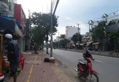 Mặt tiền kinh doanh sầm uất 2 chiều, vỉa hè lớn, khu vực không có nhà bán. Nhà đang cho Nha Khoa... Bán nhà mặt phố tại Đông Hưng Thuận, Hồ Chí Minh 04