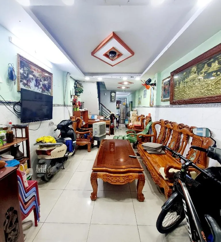 Nhà hiếm hẻm thông tứ phía Nguyễn Tri Phương, giá chỉ 5.2 tỷ... Bán nhà riêng tại Hòa Hưng, Hồ Chí Minh 01
