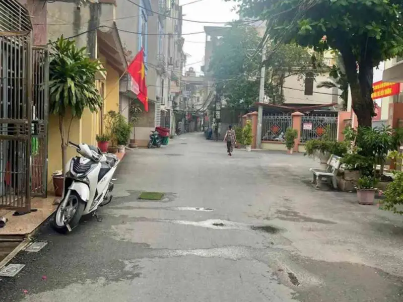 Bán Nhà KIM GIANG 44m ngõ Thông Rộng Ô tô qua nhà vài bước ra Ô Tô Tránh gần công viên Khu Đô Thị.... Bán nhà riêng tại Thanh Liệt, Hà Nội 01