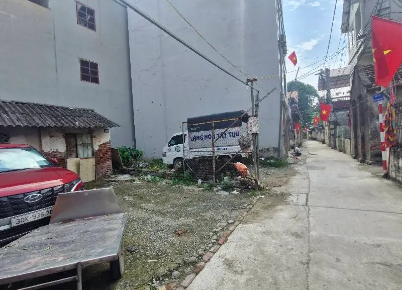 Lô Góc - Đất Trung Tựu 2 Mặt Ngõ Ô Tô, 2 tầng, sân rộng... Bán owner_side tại Ô Diên, Hà Nội 01