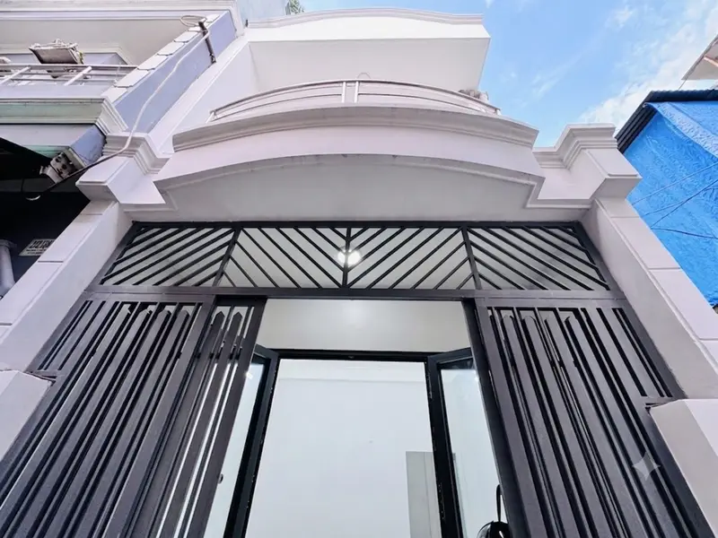 Bán nhà riêng 2 tầng diện tích 29.5m² tại quận Hoàng Sa, căn góc, pháp lý rõ ràng... Bán nhà riêng tại Tân Định, Hồ Chí Minh 01