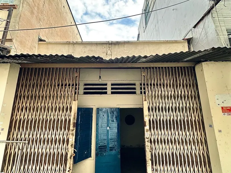 Nhà mặt tiền hẻm ô tô ngay Etown Cộng Hòa... Bán nhà riêng tại Tân Bình, Hồ Chí Minh 01