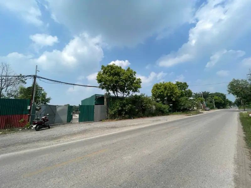 BÁN ĐẤT HƠN 1000M2 - MẶT QL2 - VỊ TRÍ KINH DOANH - TIỀM NĂNG - DÒNG TIỀN... Bán đất tại Nội Bài, Hà Nội 01